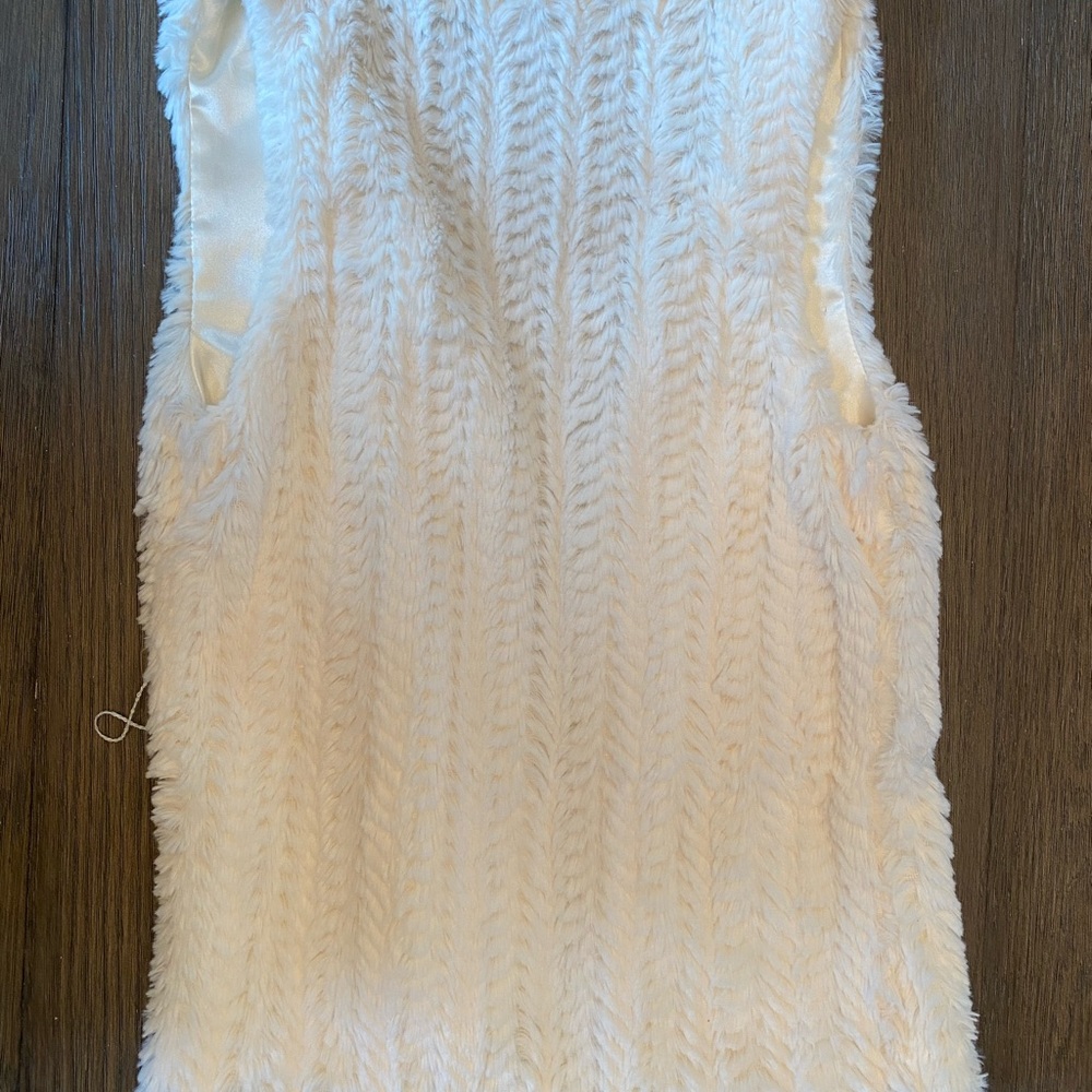 Knit Works - Picture 2 of 6